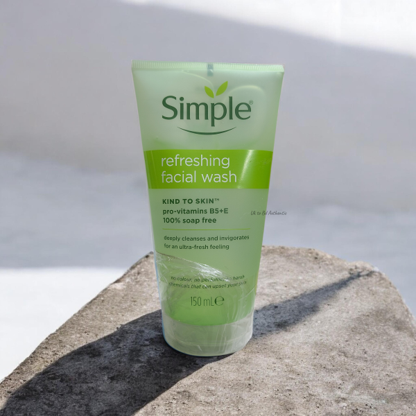 Simple Skin Refreshing Facial Wash – 150ml