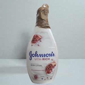 Johnson’s Vita-Rich Brightening Body Lotion – 400ml